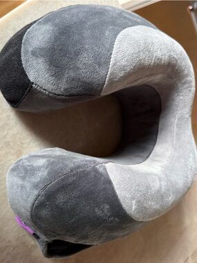 Cabeau Plush Travel Neck Pillow in Two-Tone Gray